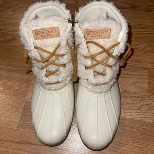 Sperry White Winter Duck Boot w Sherpa
